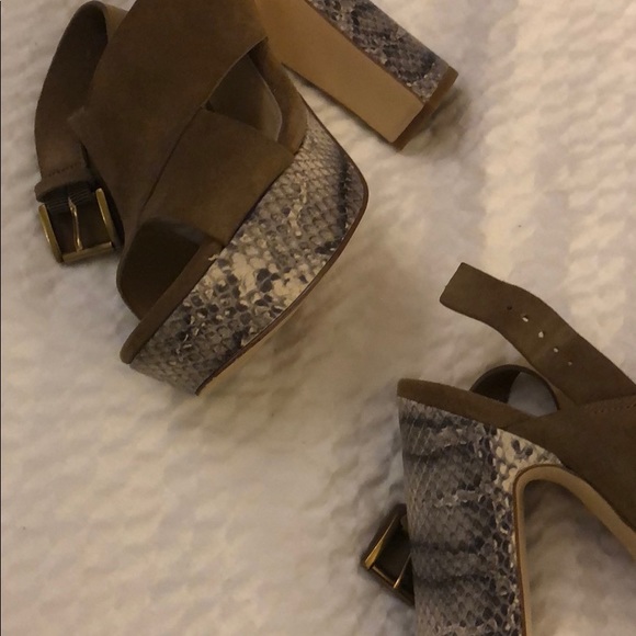 Snakeskin platform shoes - Picture 4 of 4